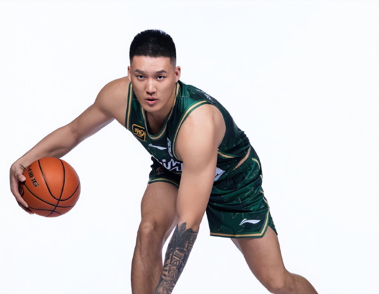 同曦主动放弃曾繁日的签字费是仁至义尽?事实恐怕并非如此