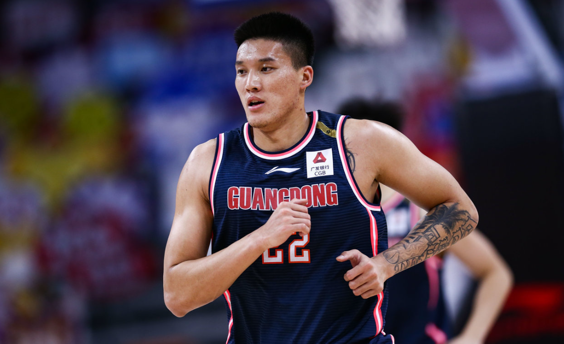 同曦主动放弃曾繁日的签字费是仁至义尽?事实恐怕并非如此