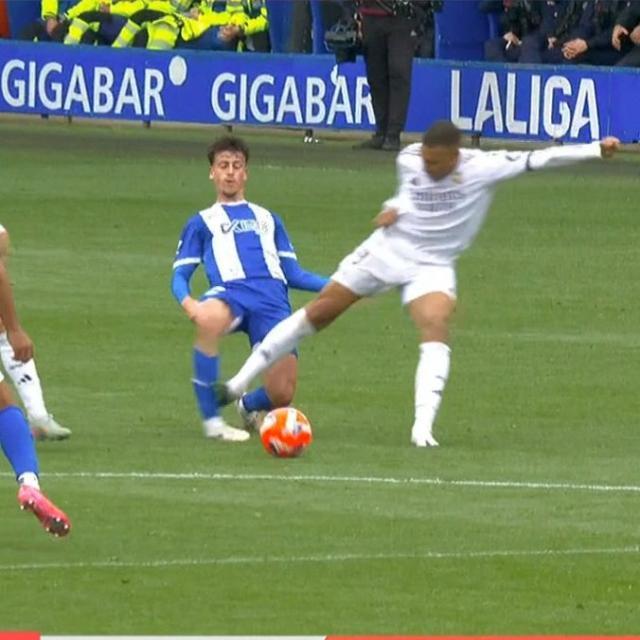 开云·体育app中国官方网站开云-【早报】姆巴佩直红下场！或缺战国王杯战巴萨