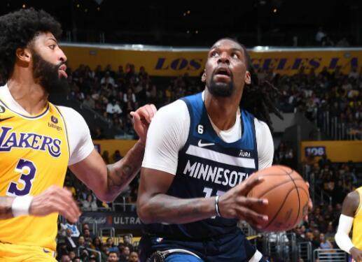 1685511957386022012.jpg 中国kaiyun·体育官方网站-曝湖人有意引进里德 264磅壮汉效率不逊八村垒