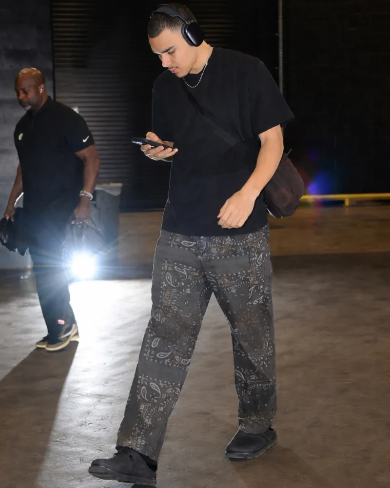 开云·体育 kaiyun 官方网站_kaiyun sports-荣耀归于上帝！约翰-汤杰Ins晒个人赛场照与球迷分享