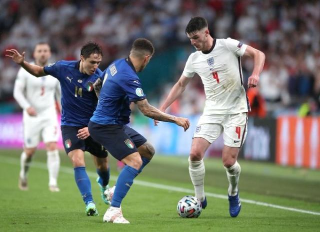 开云·体育 kaiyun 官方网站_kaiyun sports-【欧洲杯】博努奇追平 英格兰3替补失点 意大利夺冠