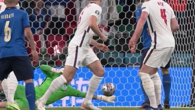 开云·体育 kaiyun 官方网站_kaiyun sports-【欧洲杯】博努奇追平 英格兰3替补失点 意大利夺冠