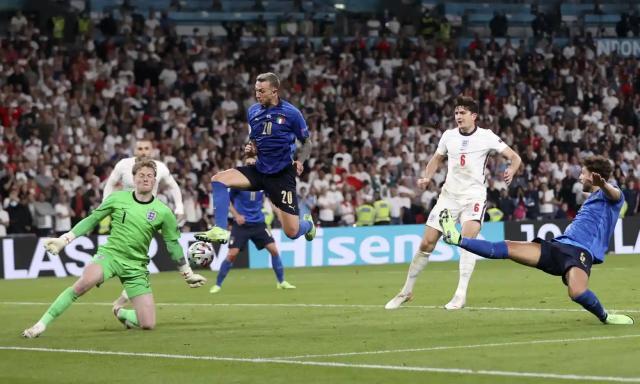 开云·体育 kaiyun 官方网站_kaiyun sports-【欧洲杯】博努奇追平 英格兰3替补失点 意大利夺冠