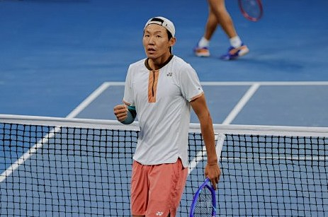 开云体育app下载-德约避谈伤病,比新星再战紫薇,斯瓦丢盘莱巴完胜,崔杰小布会师|夏紫薇|德约科维奇|球员|晋级|冠军_新浪体育_新浪新闻