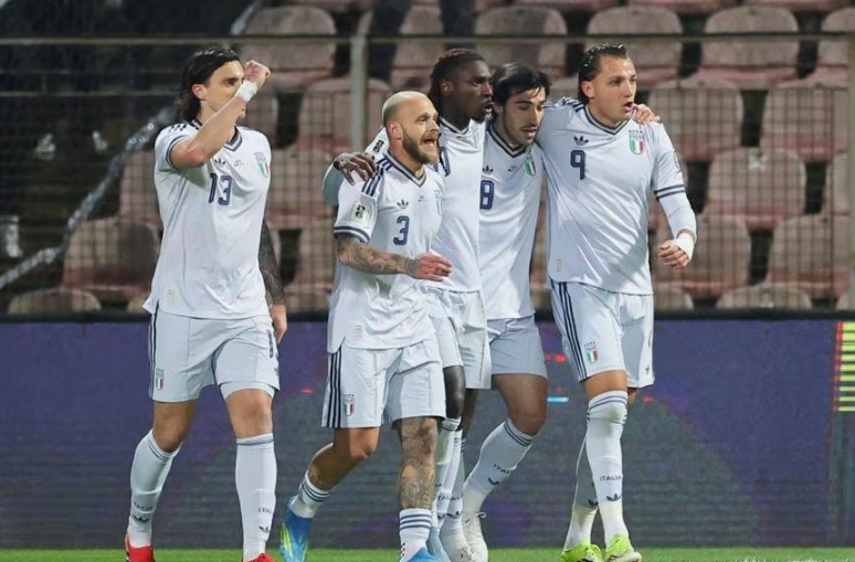 四冠王连续三届无缘世界杯!国米天才失点,意大利2-5不敌波黑